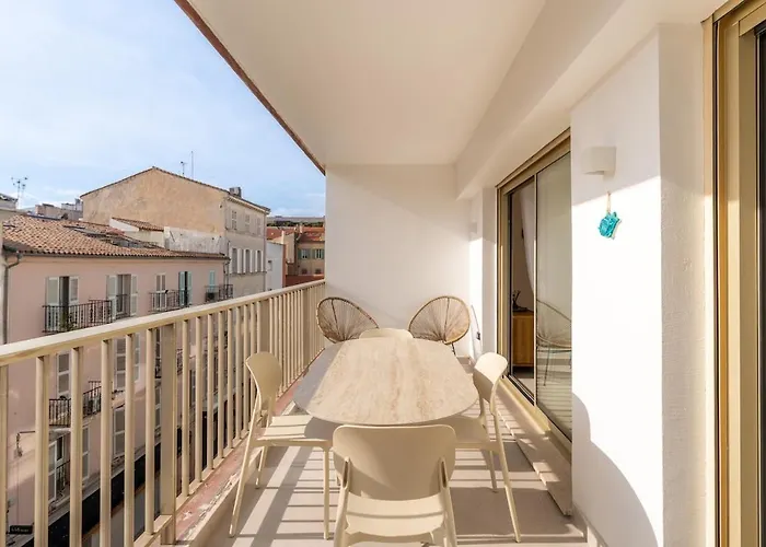 Magnifique Dans Le Carre D'or A * Cannes